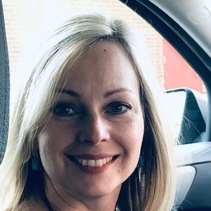 Meet your Posher, Marla